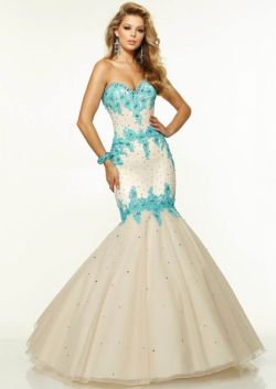 US$181.99 2015 White Lace Up Sleeveless Appliques Beading Tulle Floor Length Mermaid