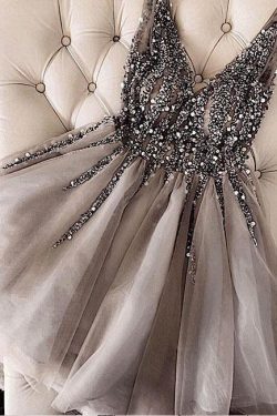 Luxurious Sequins Beaded V-neck Tulle Short Gray Homecoming Dresses – Okdresses