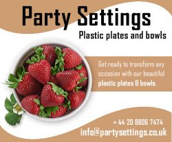 Party Settings plastic plates and bowls