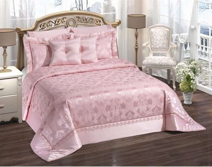 Patterned Pink Double Bed Cover