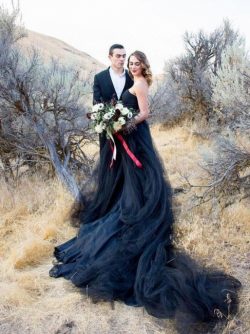 Schwarze Brautkleid Schlicht | Tüll Hochzeitskleid Online