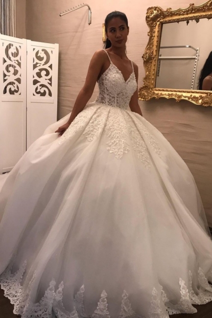 Wunderschöne Brautkleider Prinzessin | Hochzeitskleider mit Ärmel