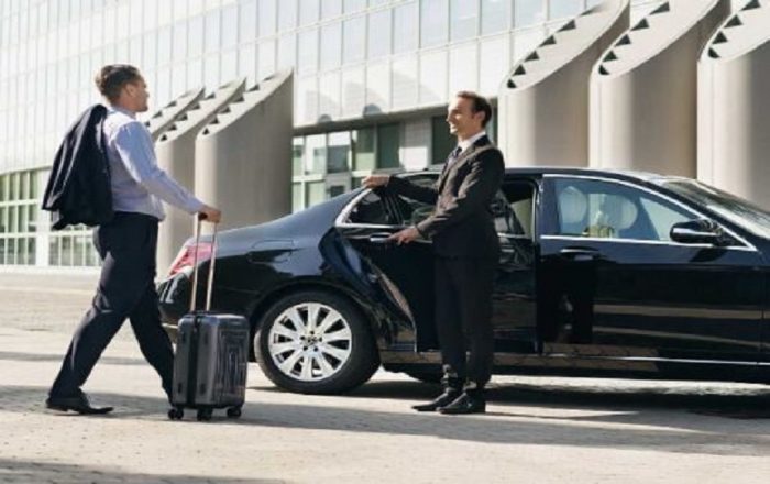 Book Maxi Cab Melbourne Airport and Maxi Cab Booking Services