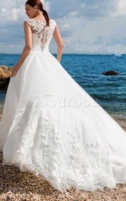 Robe de mariée en plage fermeutre eclair au niveau de cou avec bouton de traîne courte – G ...