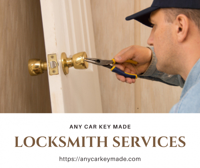 Hire the Safe and Effective Tampa Locksmith