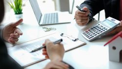 Akshat Jasra: Perfect Advisor For Your Startup