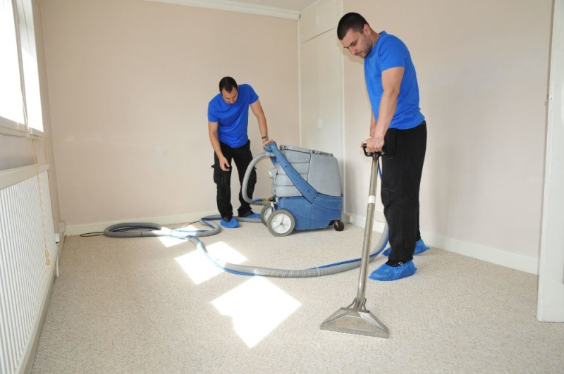 Drapery Cleaning Services from experts | Boss Optima