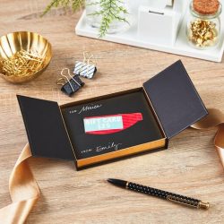 Custom Gift Card Boxes Add Visual Prominence in Objects