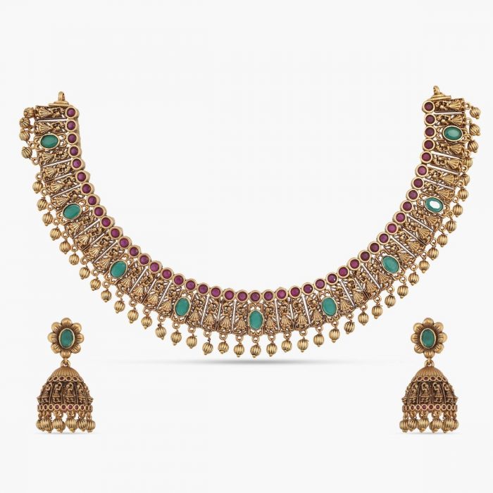 Get Attractive Necklace Sets With High-Quality work