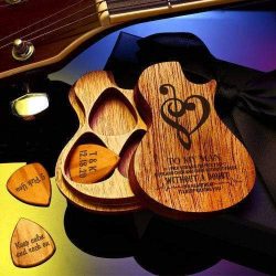 Guitar Pick Shapes – Which Are the Best?
