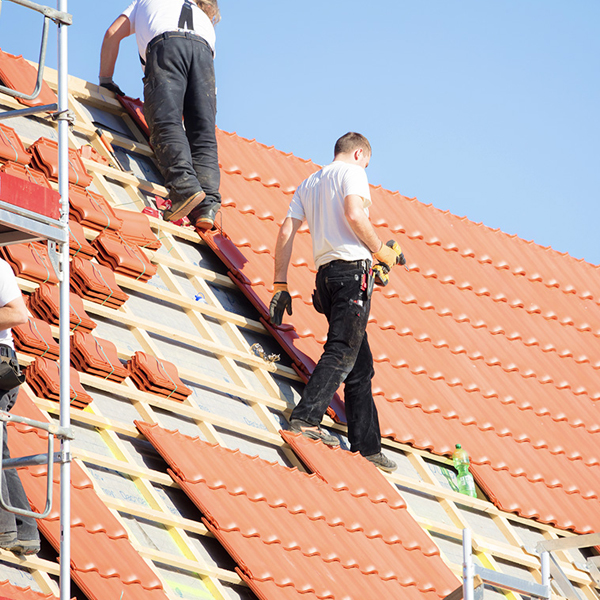 Planning To Hire Roof Contractors In Los Angeles?