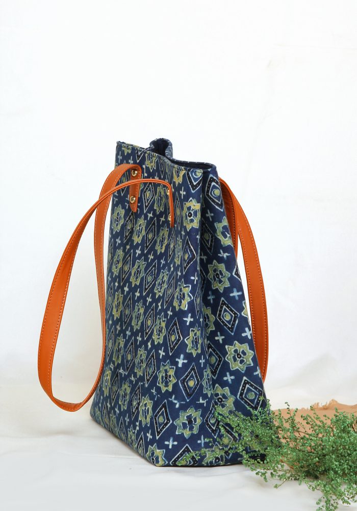 Buy Hand crafted Tote bag from Ambiya Online
