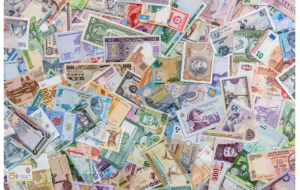MONEY LESSONS LEARNED WHILE TRAVELING AROUND THE WORLD