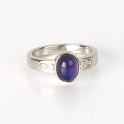Ornate Oval Mood Ring In Silver