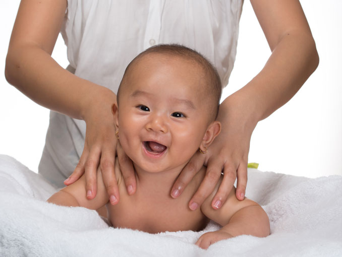 Benefits of Prenatal Massage to Foster a Strong Bond between Mother and Baby