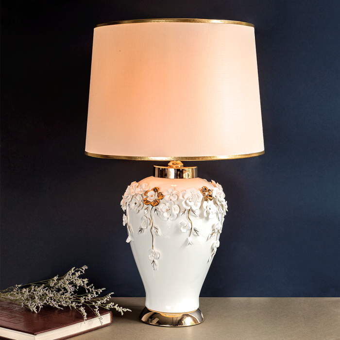 Shop Exclusive Pieces Of Table Lamp Online