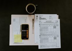 Top 4 Ways to Stay Organized During Tax Season