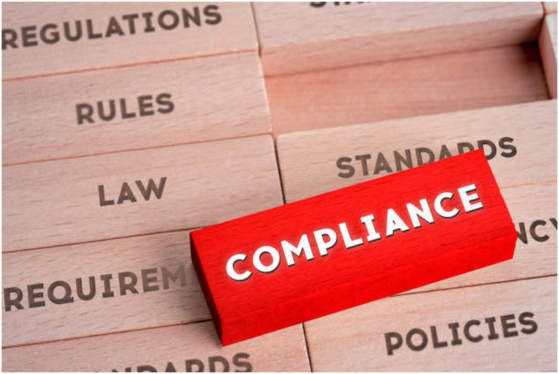 How to Ensure Contract Compliance Using Contract Management Software