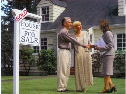 10 Reasons why you should hire a real estate agent