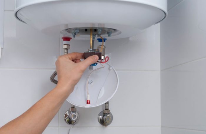 4 Tell-tale Signs Your Water Heater System Is Near To Its Failure