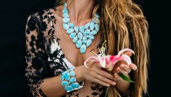 The Complete Larimar Guide: How to Buy this Type of Jewelry