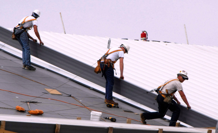 6 Easy Steps to Inspecting Your Roof
