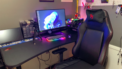 Arozzi MOTO Desk & PRIMO PU Gaming Chair Combo Review