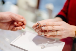 How To Find A Trusted Diamond Buyer – Diamond Banc