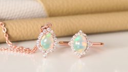 The Queen of Gems Opal Gemstone Jewelry | Rananjay Exports