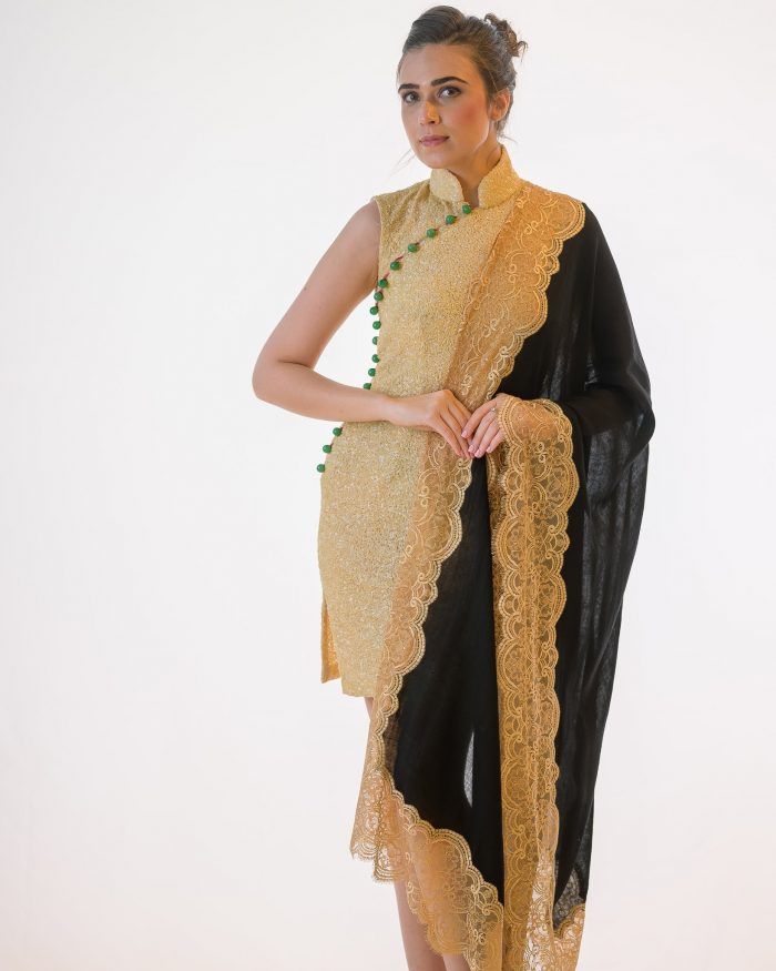 Shop elegant range of dressy cashmere shawls online at Queenmark