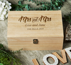 Are You Looking For Personalised Wedding Gift?