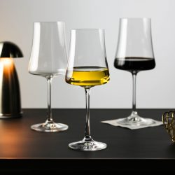 Wild Magma’s Wine Glasses That Will Make Your Customer Fall in With Your Service