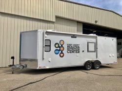A fully customizable mobile health vehicle