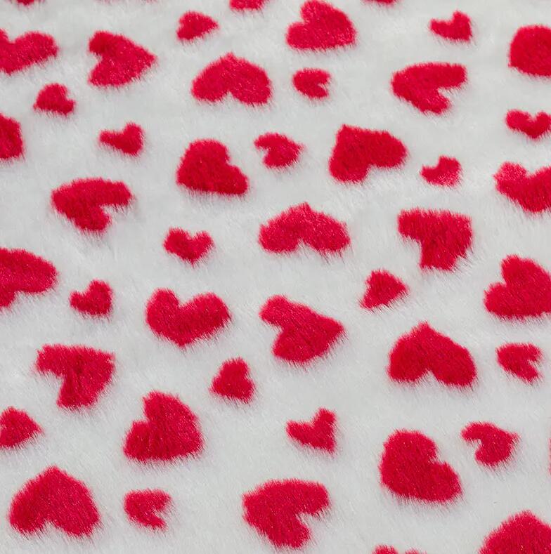 21HD0222-1 red heart shape jacquard faux fur