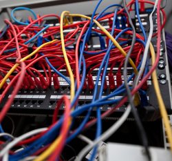 Your Ups System Needs Support – Cable Management & Organization | Ecsintl