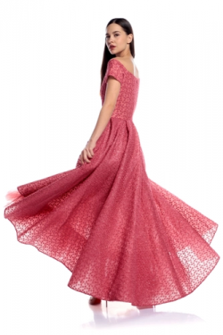 Ecommerce Fashion Photography Services in Dubai by Shapes Defined