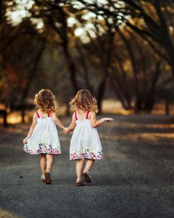 Twin Girls Outfits Ideas