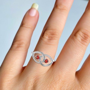 925 Sterling Silver Garnet Ring at Wholesale Price