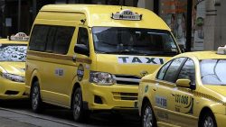 Book a Maxi Cab in Melbourne