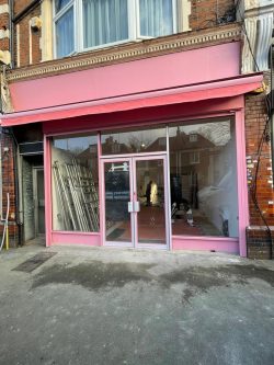 Best Shop Front Fitters Service in London