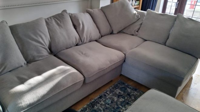 Why You Should Hire Professional Sofa Cleaning Services