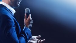 How motivational speakers are becoming popular?