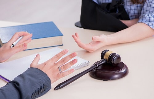 How a workers comp lawyer can assist you after any mishap?