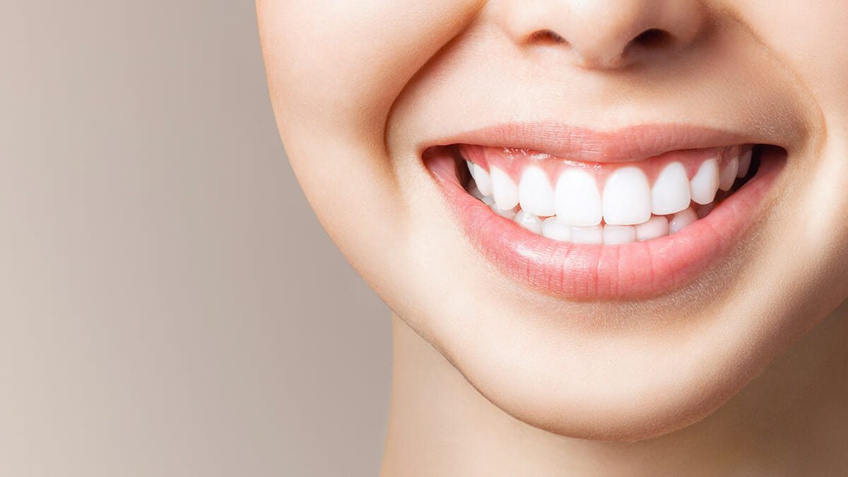 Veneers vs. Lumineers Pros & Cons, Differences, Cost Social Social Social Social Social Social