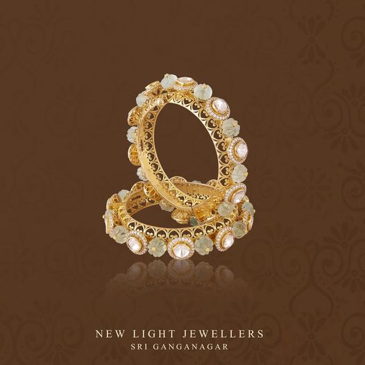 A showcase of opulence, grandeur and a beautiful symphony of jewels.