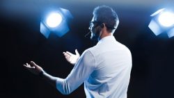 The 7 Big Lies Of Motivational Speakers