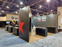 5 Ways to Draw More Attendees to Your Trade Show Booth | triumfo.us
