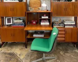 Office Furniture Stores in Houston, Texas |Pre- Owned Furniture Houston Tx