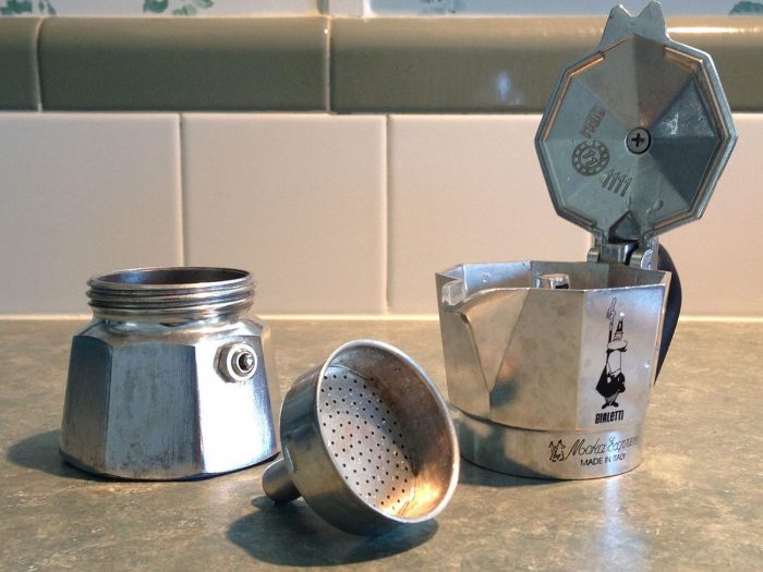 5 روش تهیه فوم یا کف شیر برای قهوه