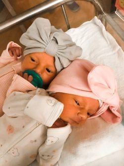 Best Newborn Twin Outfits Ideas |TWINSTUFF Twin Onesies Outfits for Baby Girls